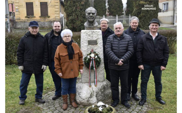 Göllei szülőháza előtt emlékeztek Fekete István születésének 123. évfordulójára