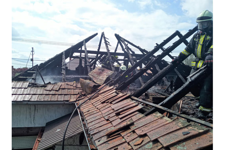 Lakástűz volt Dombóváron