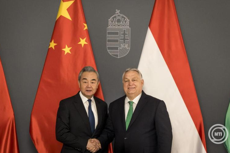 Orbán Viktor: Kína döntően járulhat hozzá a magyar gazdasági sikerekhez