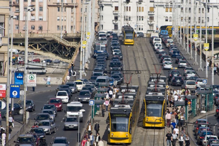 Augusztus 20. - Jelentős forgalmi változások lesznek a budapesti közlekedésben