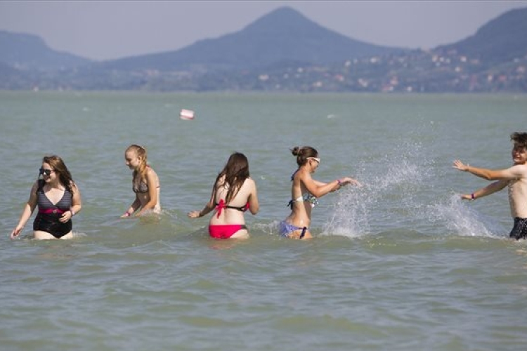 Idén 37 strandon rendeznek Mozdulj Balaton! szabadidős sportprogramokat