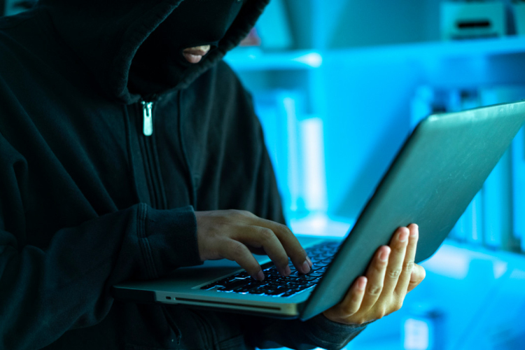 A Netflix nevében küldek SMS-t a csalók