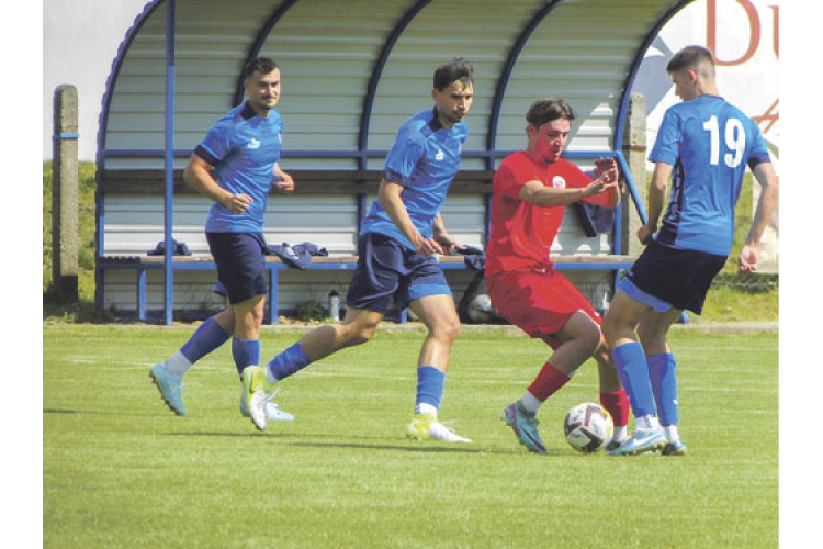 Veretlenül bajnok a Dombóvári Futball Club