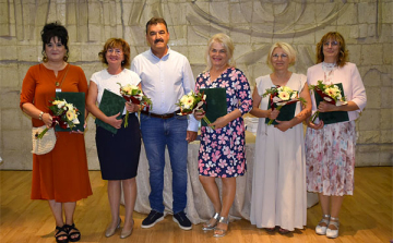 Átadták a Pedagógus Szolgálati Emlékérmeket Dombóváron